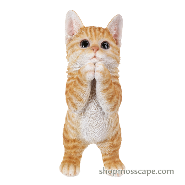 Praying Cat (brown)