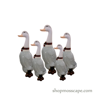Elegant Ceramic Geese Family (Light blue)