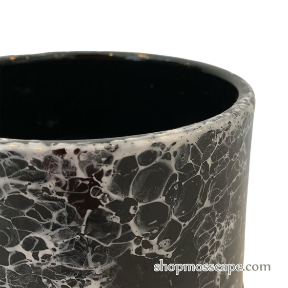 Cracked Wall Ceramic Pot (2 colours)