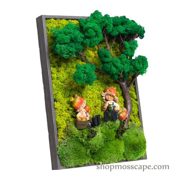 Happy Friends | Framed Moss Art (033)